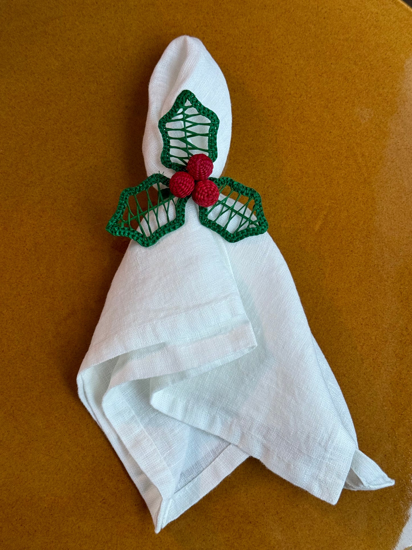 Colombian raffia napkin rings