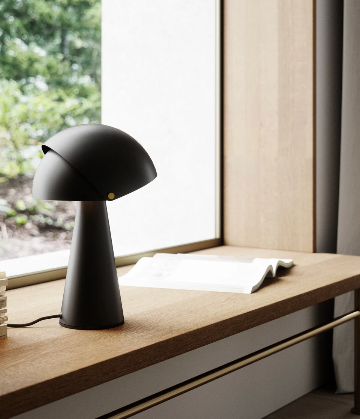 Align table lamp