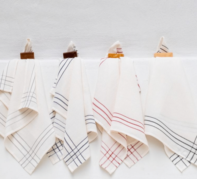 Cream kitchen towels