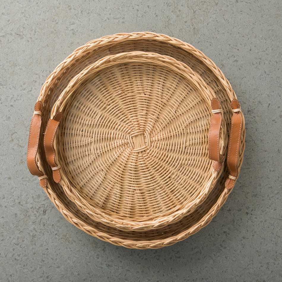 Round rattan trays