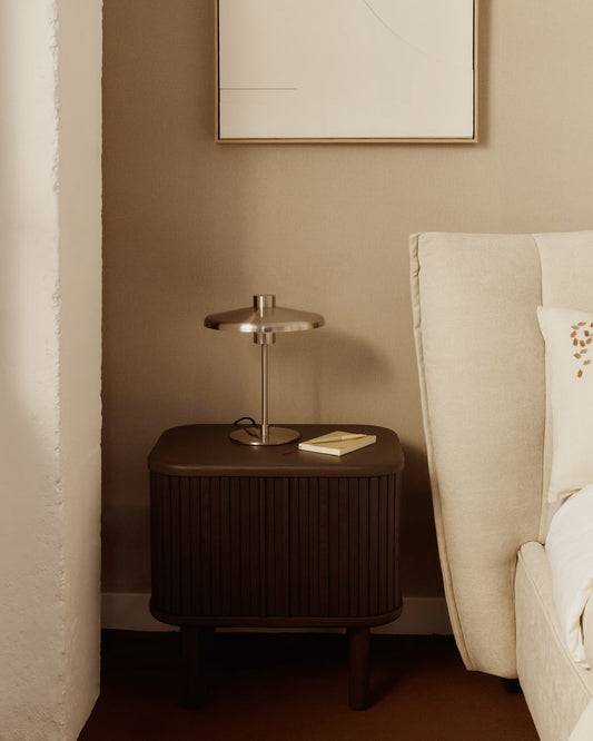Nuva lamp