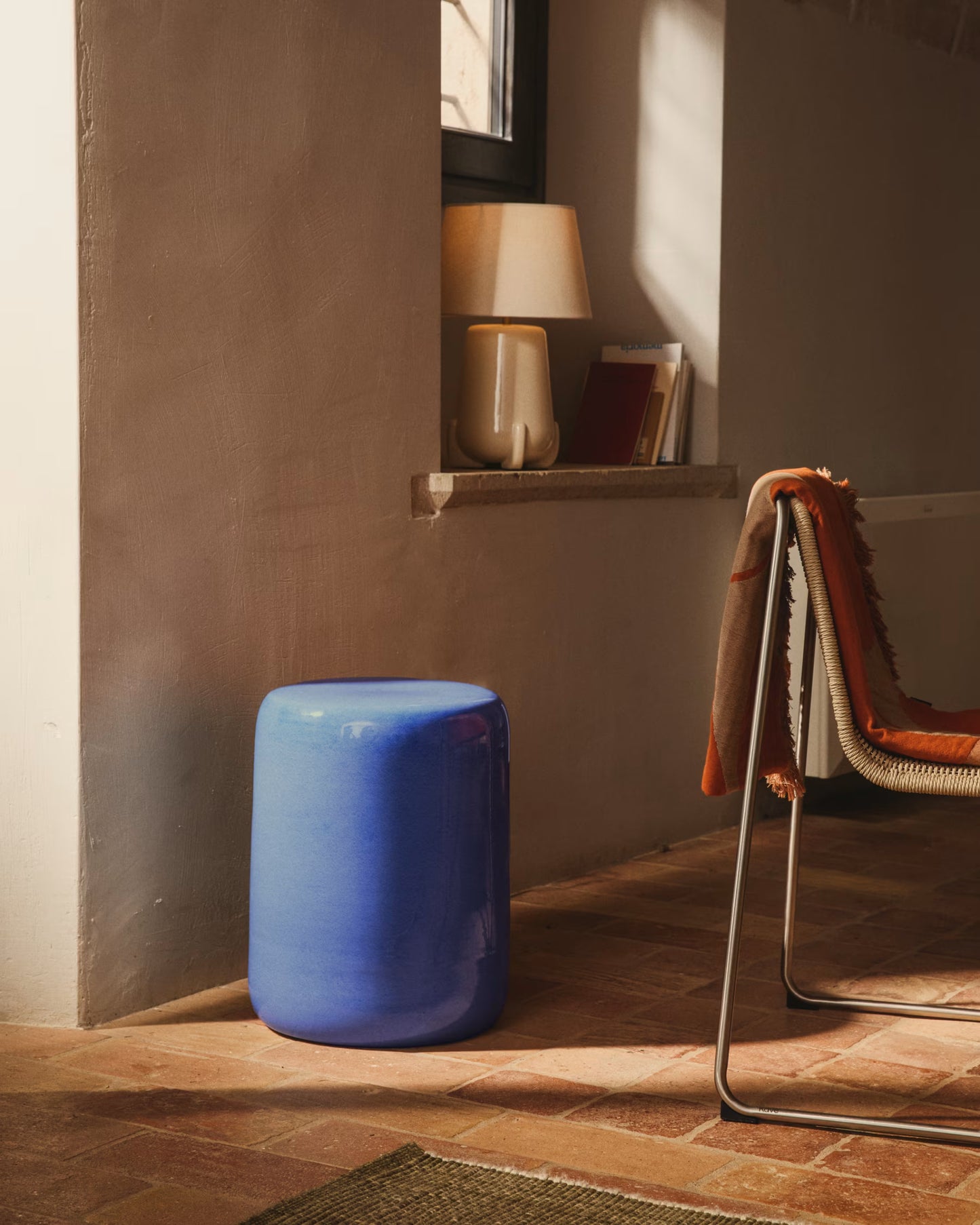 Ceramic side table blue