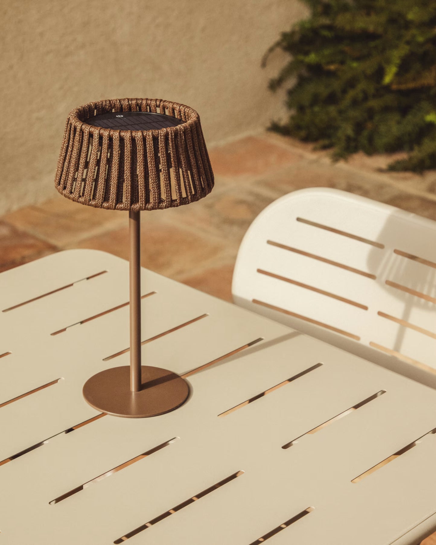 Solar cord portable lamp