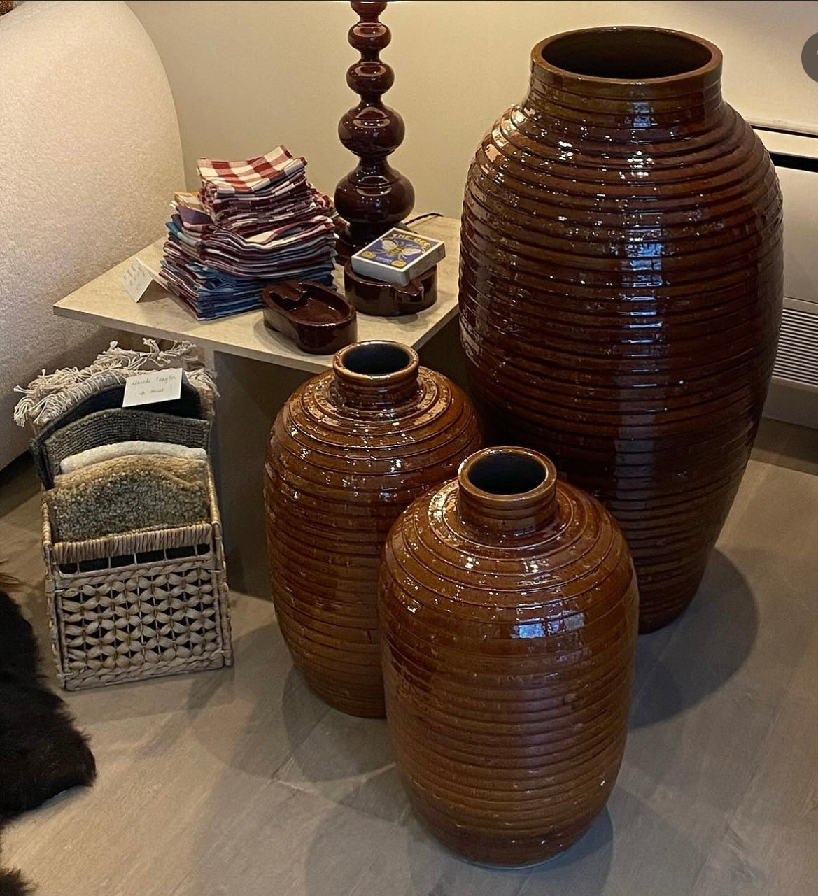 Ceramic brown vase (pick up in store)