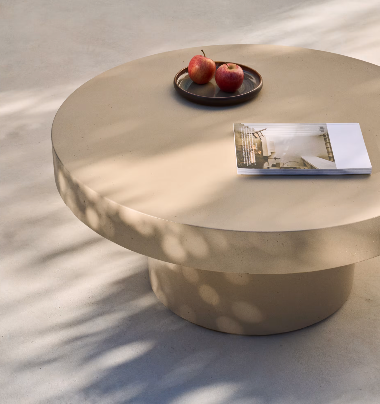 Circle coffee table D90 cm