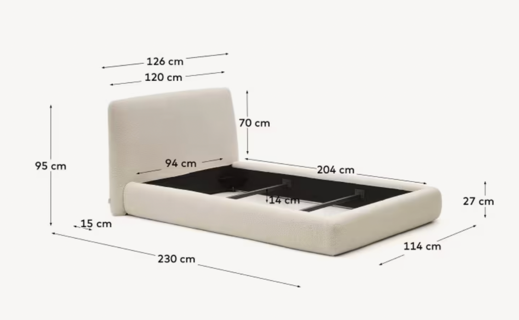 Bouclé bed