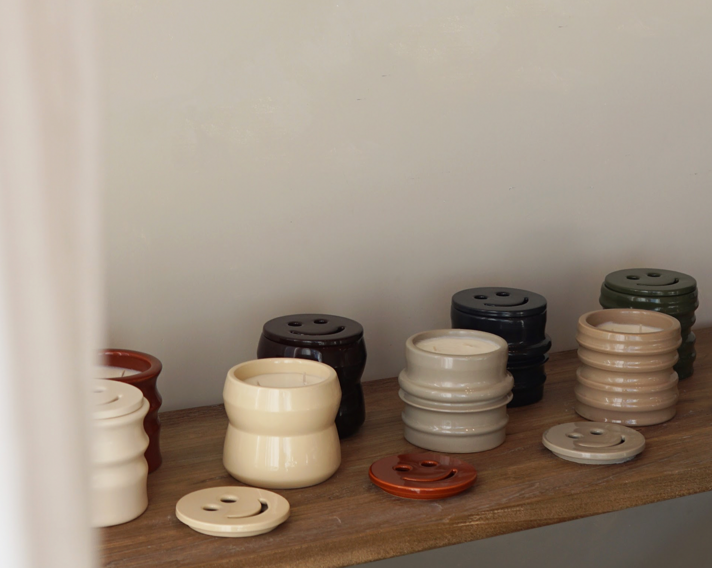 Happy ceramic candles