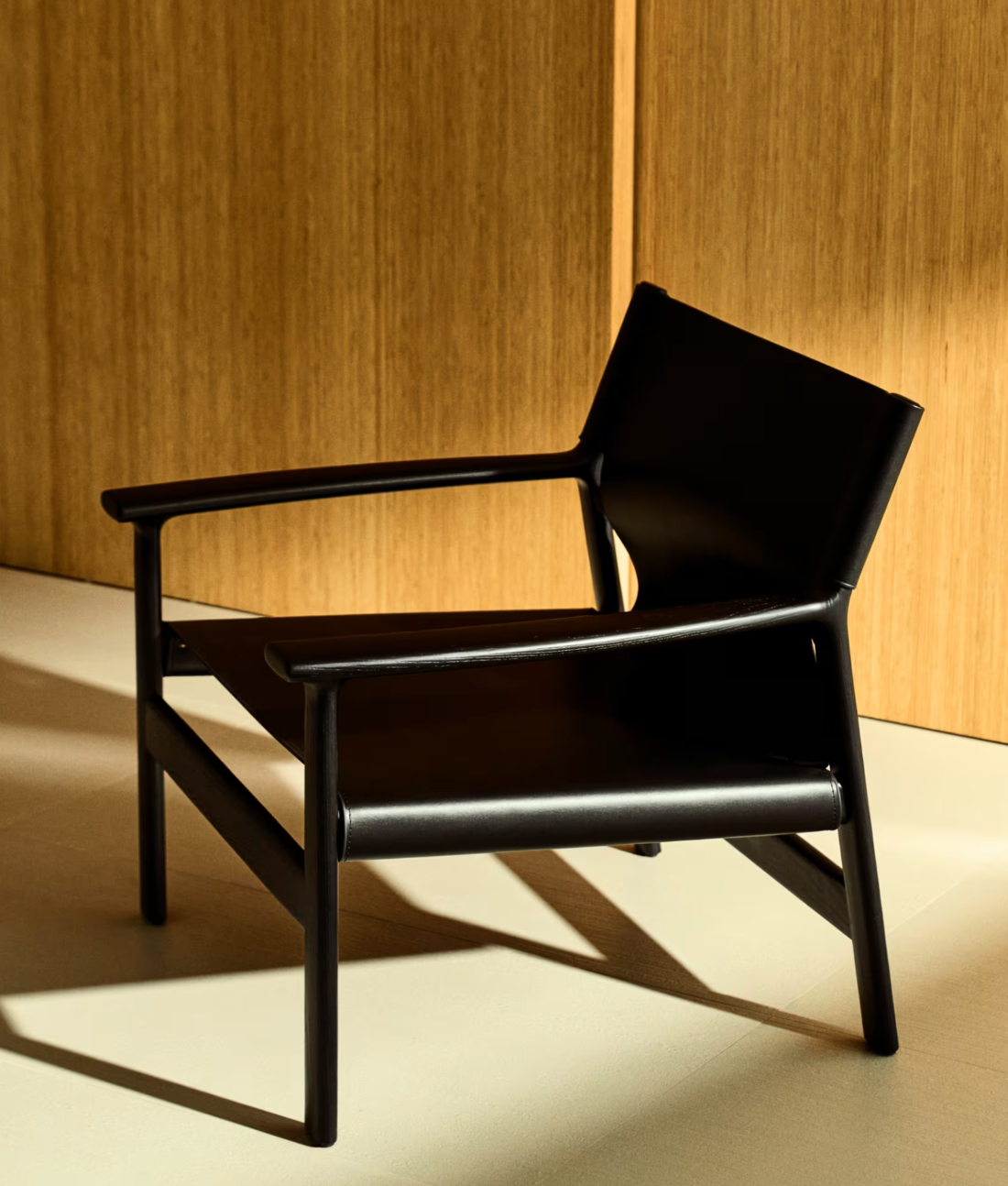 Leather loungechair