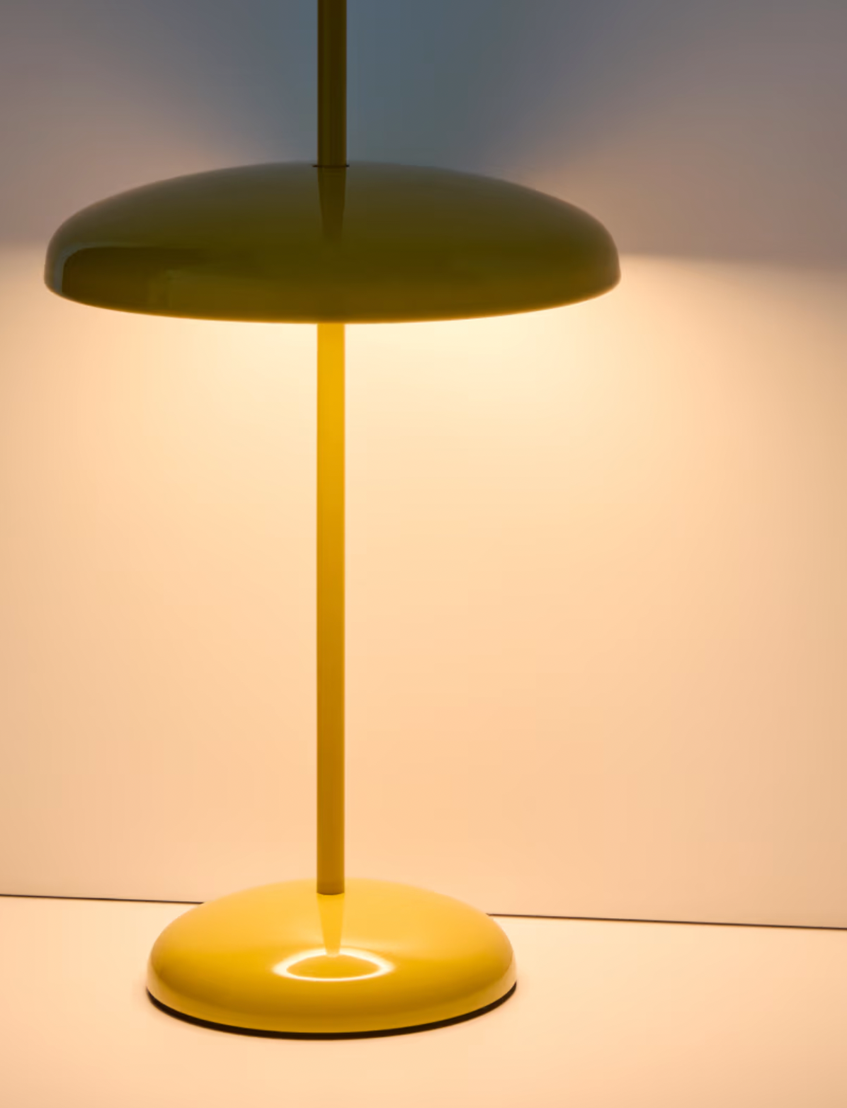 Portable coloured lamps