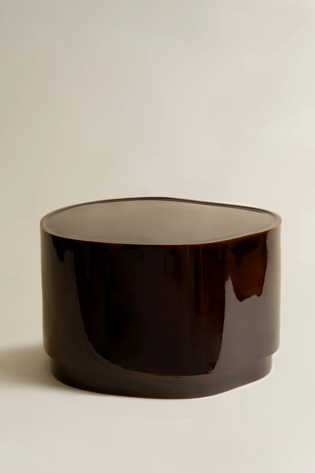 Ondulation side tables